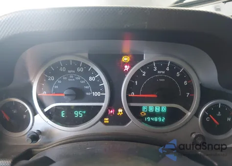 2008 Jeep Wrangler Unlimited Sahara из США, поврежденный, VIN 1J4GA59168L535200